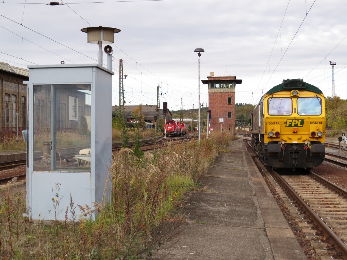 66004 im Bahnhof von Blankenburg am 26.10.2013