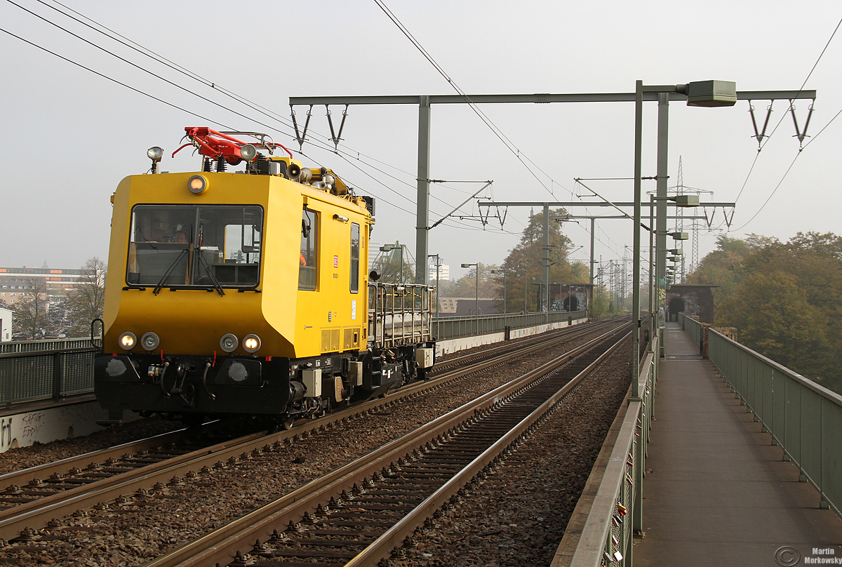 703 102 auf der Kölner Südbrücke am 19.10.2018