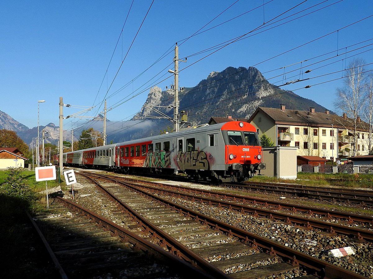 80 73 091-5 mit Zugleistung R4412, bei der Einfahrt in den Bhf. Ebensee; 161023