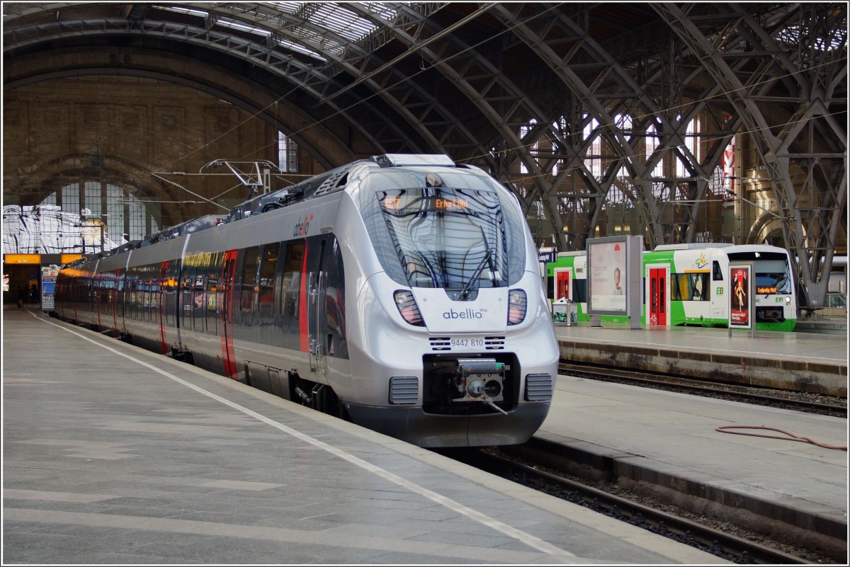 9442 810 von abellio steht am 11.02.16 als RE 17 nach Erfurt Hbf. abfahrbereit im Leipziger Hbf.
