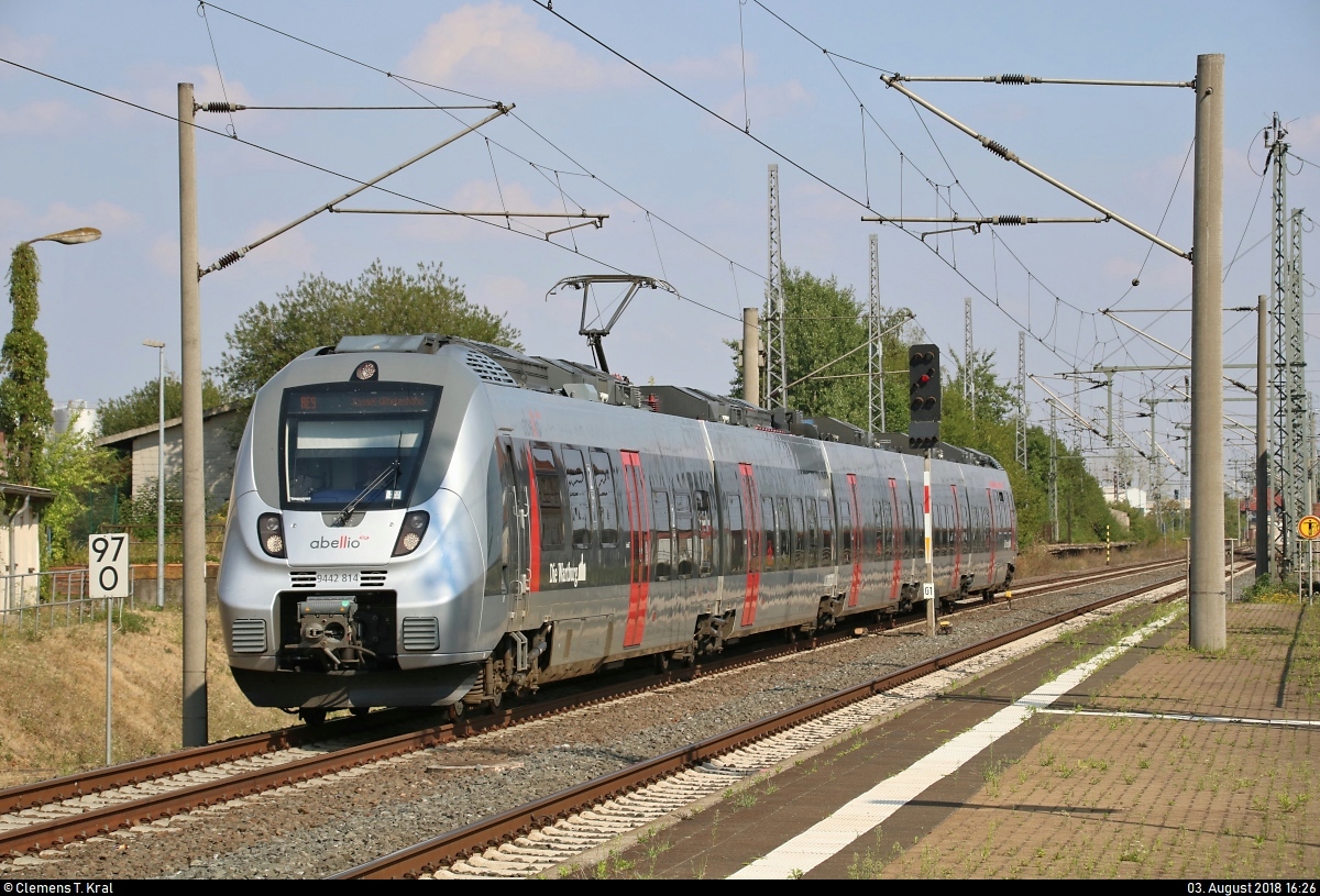 9442 814  Die Wartburg  (Bombardier Talent 2) von Abellio Rail Mitteldeutschland als RE 74712 (RE9) von Halle(Saale)Hbf nach Kassel-Wilhelmshöhe erreicht den Bahnhof Nordhausen auf Gleis 1.
[3.8.2018 | 16:26 Uhr]