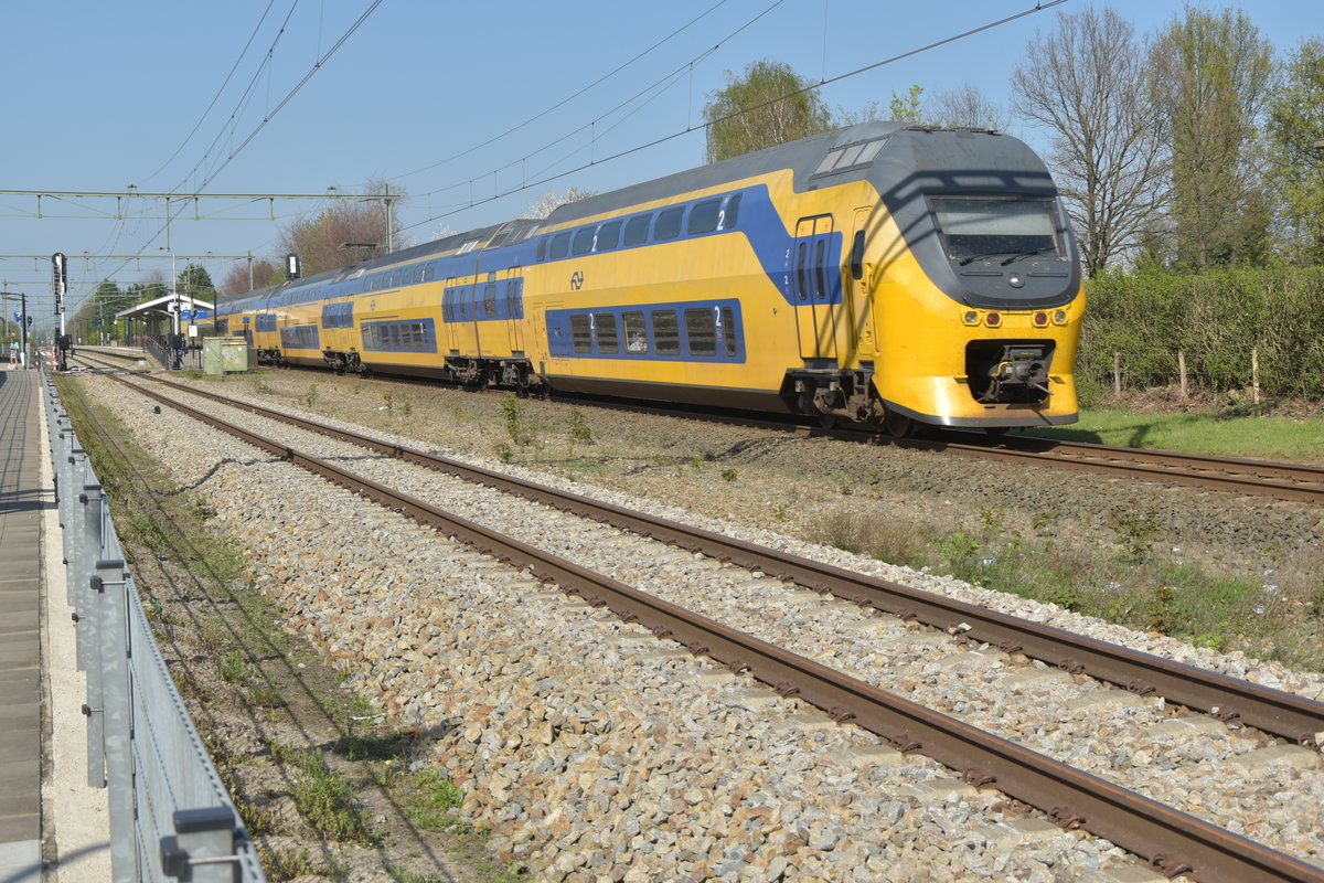 94844901 016-4NL-NS in Echt nach Eindhoven. 9.4.2016