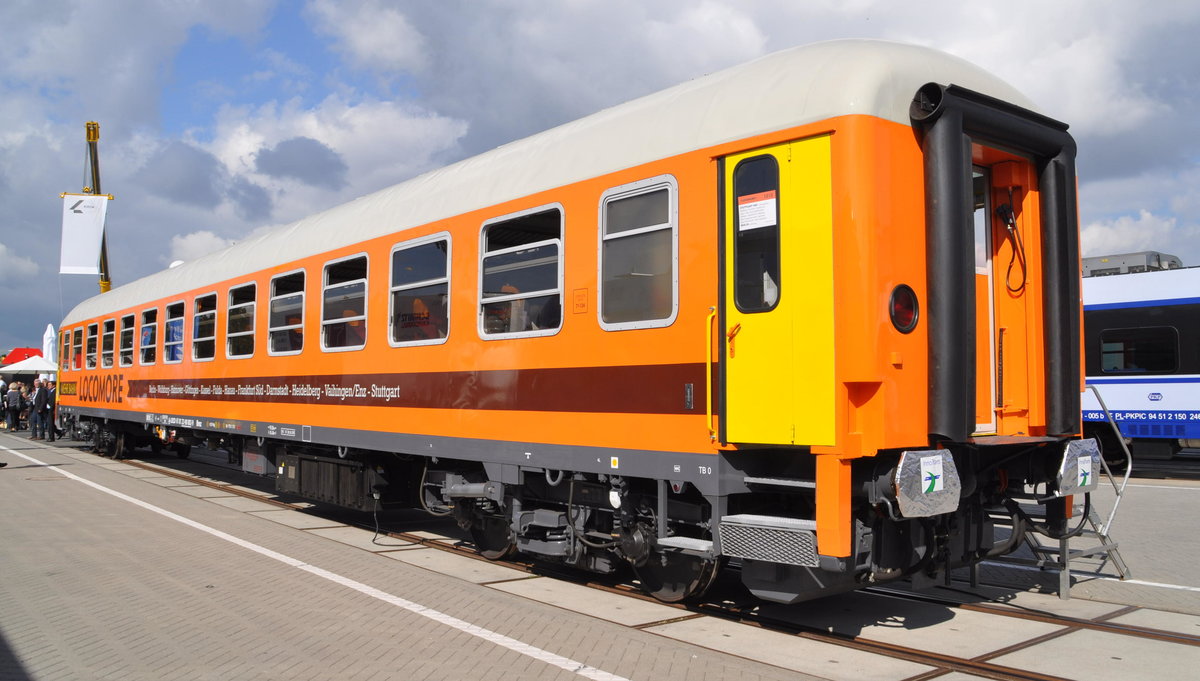 ab 14.12.2016 werden diese Reisezugwagen das Stadtbild auch von Berlin zieren. Die Farbe Orange fährt wieder ab Berlin Lichtenberg  aber nach Stuttgart.Die Firma  Locomore  steigt ins Fernreisegeschäft ein.