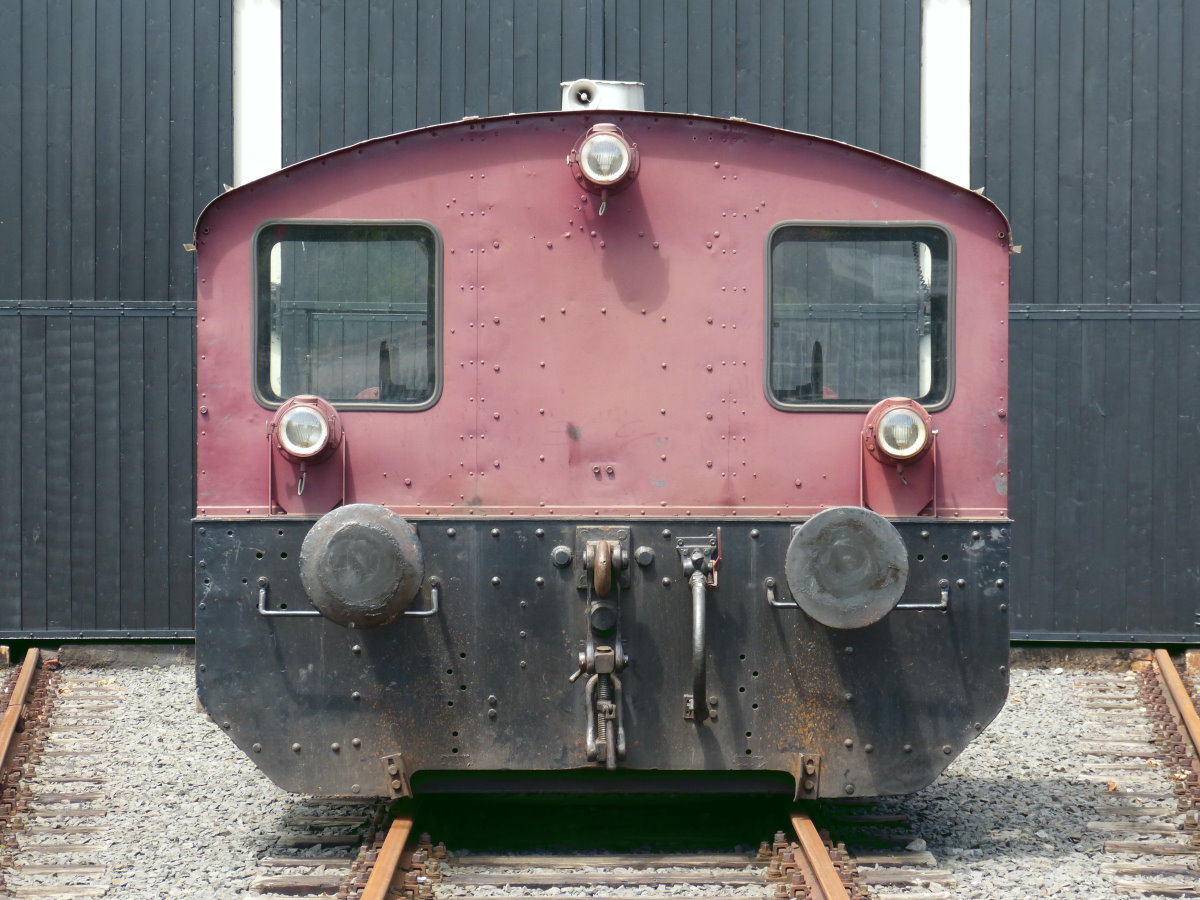 Abgestellte Köf vor dem Lokschuppen im Museum Bochum-Dahlhausen 06.07.2014