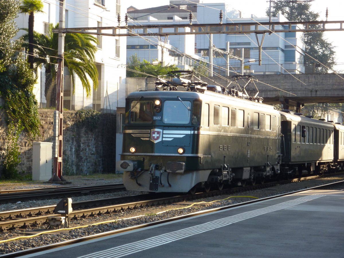 Ae 6/6 11407 AARAU mit Sonderzug nach Gotthard in Locarno am 07/03/2015 Sehen Sie ein Video der Zug hier - https://www.youtube.com/watch?v=GMOnPZK5sT0