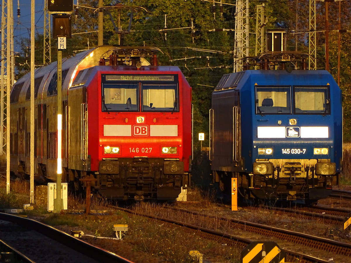 Am 01.10.2017 standen 146 027 mit RE 4693 (Grund war die Streckensperrung Stendal->Salzwedel) und 145 030 (145 085)in Stendal abgestellt.