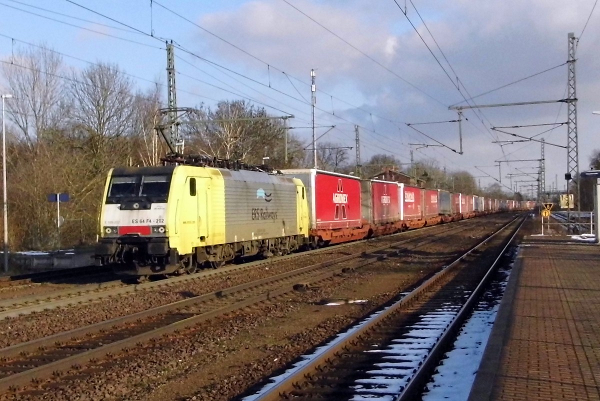 Am 05.02.2015 kam die 189 202 von der ERS Railways ( MRCE dispolok ) aus Richtung Magdeburg nach Niederndodeleben und fuhr weiter in Richtung Braunschweig .