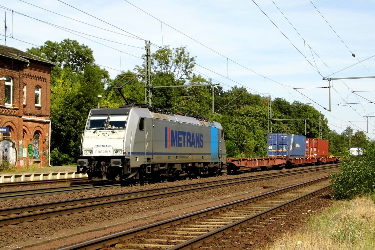 Am 06.08.2015 kam die E 186 289-5 von der METRANS ( Railpool)aus Richtung Magdeburg nach Niederndodeleben und fuhr weiter in Richtung Braunschweig .