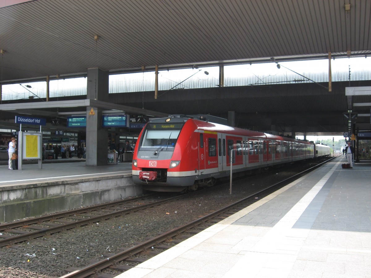 Am 12.7.13 konnte ich in Dsseldorf Hbf 422 518-1 unterwegs mit der S8 Richtung Hagen fotografieren.