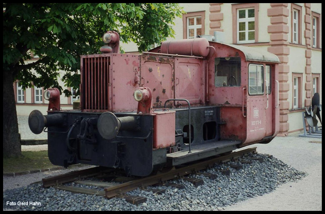 Am 17.7.1991 existierte noch das Unterfränkische Verkehrsmuseum in Gemünden. Zu den ausgestellten Exponaten zählte auch die Köf II mit der Nummer 322171.