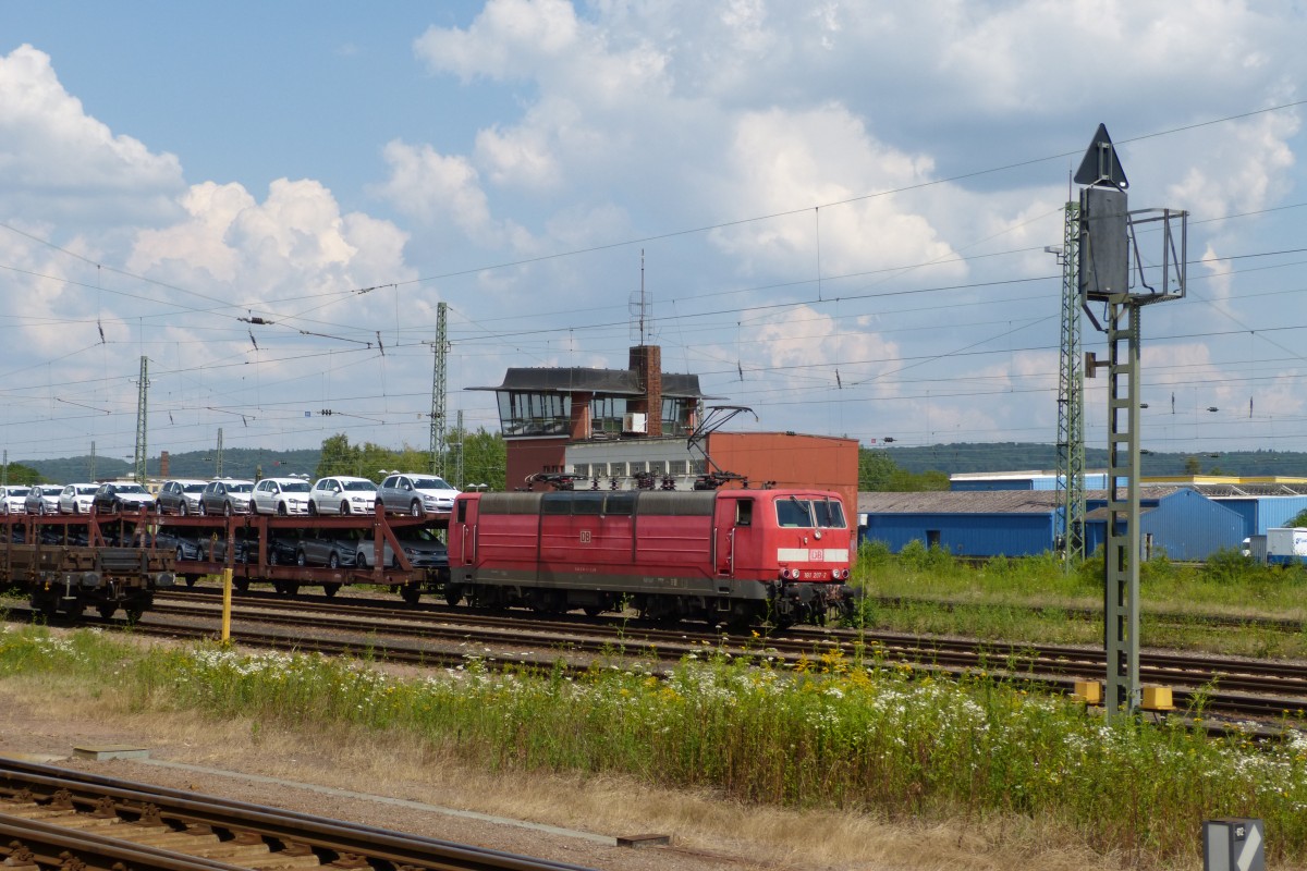 Am 23.7. fuhr 181 207 Lz von Saarbrücken nach Einsiedlerhof um ab dort Autos nach Saarbrücken zu bringen. Hier durchrollte sie gerade Homburg gen Neunkirchen.