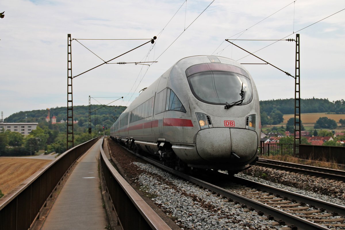 Am 24.08.2015 überquerte 411 009-4  Güstrow  als InterCityExpress aus Wien die Donaubrücke bei Mariaort in Richtung Nürnberg.