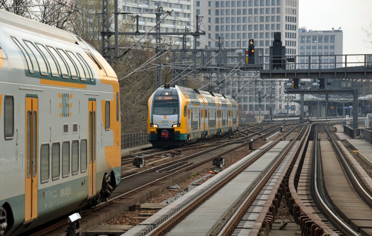 Am 28.03.15 trafen sich auf der Berliner Stadtbahn die beiden ODEG-Triebwagen 445 109 und 445 106 auf Höhe des S-Bahnhof Tiergarten.