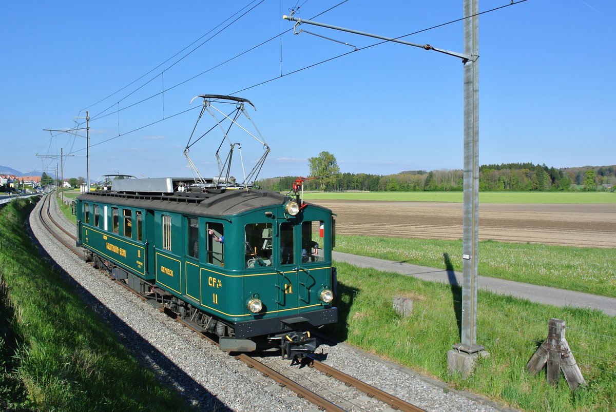 Am 29.04.2017 pendelte der historische RBS CFe 4/4 Nr. 11 anlsslich der Solothurner Museumsnacht zwischen Solothurn und Lohn-Lterkofen, im Bild ist der Triebwagen bei Lohn.

