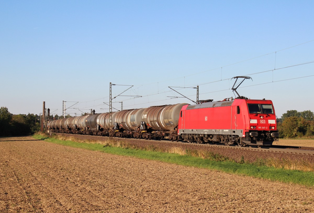 Am 2.Oktober 2013 war DBSR 185 347 mit VTG-Kesselwagen bei Elze(Han) Richtung Sden unterwegs.
