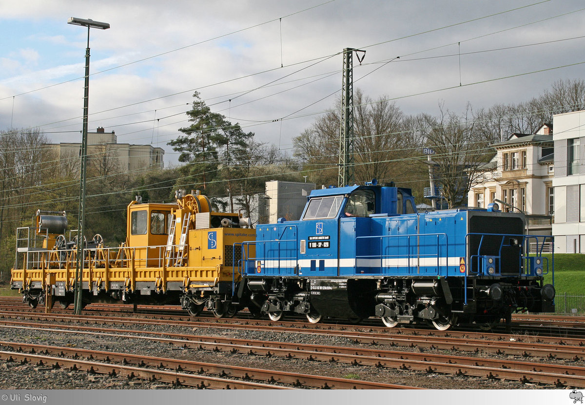 Am Morgen des 6. April 2017 war V100-SP-028 der Firma Spitzke Logistik GmbH (SLG) im Coburger Güterbahnhof abgestellt.