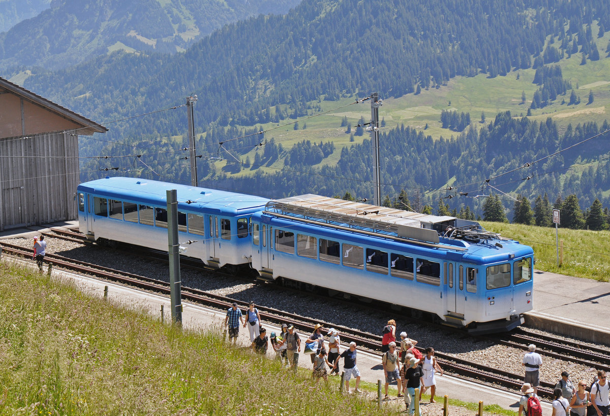 ARB Zug Nr. 11 an der Bergstation auf der Rigi. Die Aufnahme stammt vom 19.07.2016.