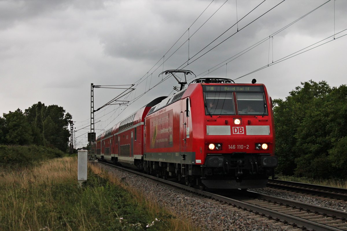 Asufahrt am 27.07.2017 von 146 110-2  Baden Württemberg erfahren/Müllheim (Baden)  mit ihrer RB nach Basel Bad Bf aus dem Hp. Buggingen gen Süden.