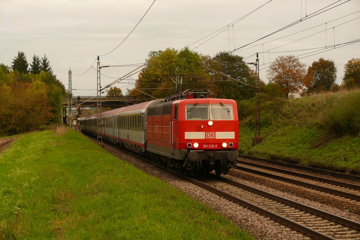 Aufgrund der Sperrung auf der NBS Stuttgart-Mannheim wurde der Fernverkehr über Mühlacker umgeleitet. U.a. auch IC 2364 (Stuutgart - Offenburg) der mit 181 215 und ÖBB-Wagen geschmückt war. 8.10.15