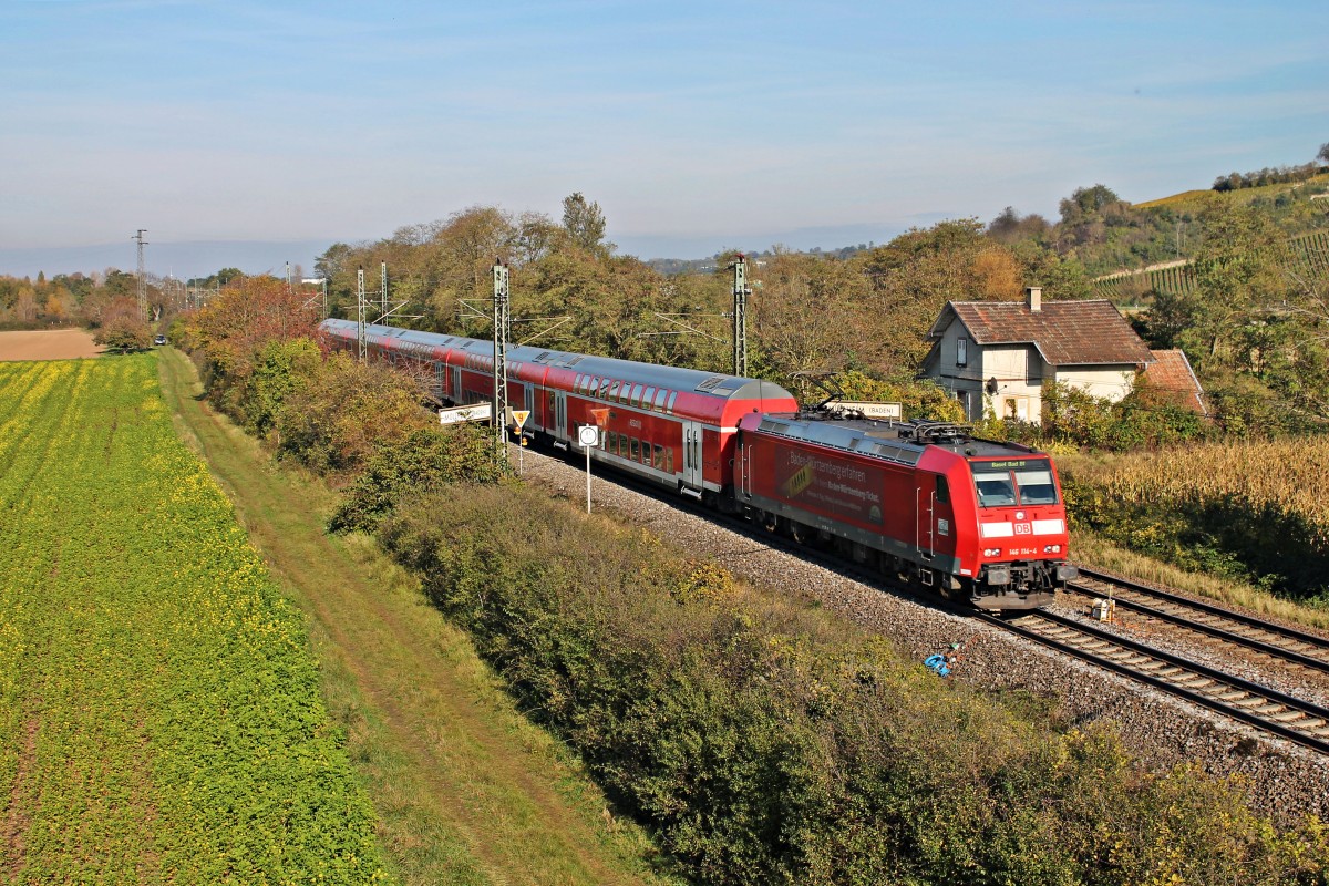 Ausfahrt am 30.10.2014 von der Freiburger 146 114-4  Baden Württemberg erfahren  mit einem RE (Offenburg - Basel Bad Bf) aus Müllheim (Baden ) gen Auggen.