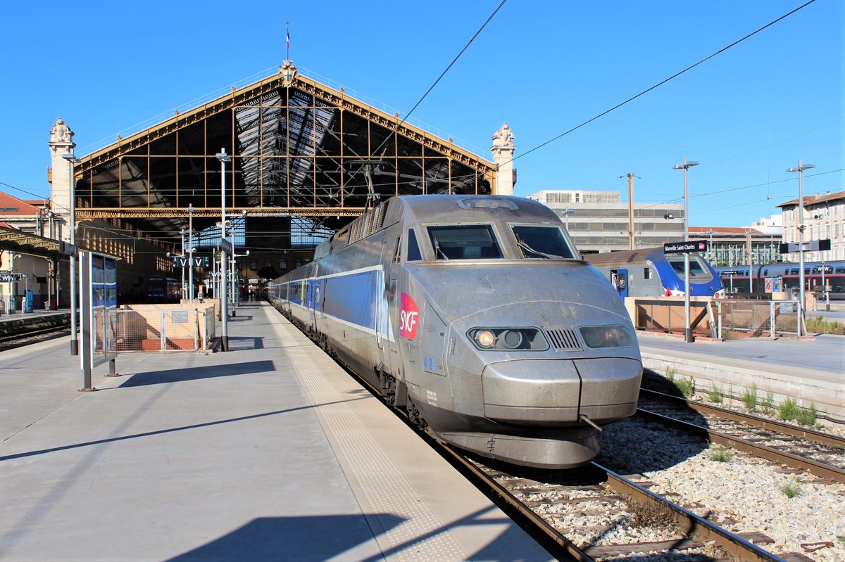 Ausfahrt von TGV 9860 nach Brüssel aus dem Bahnhof von Marseille. Aufnahmedatum: 15.08.2018