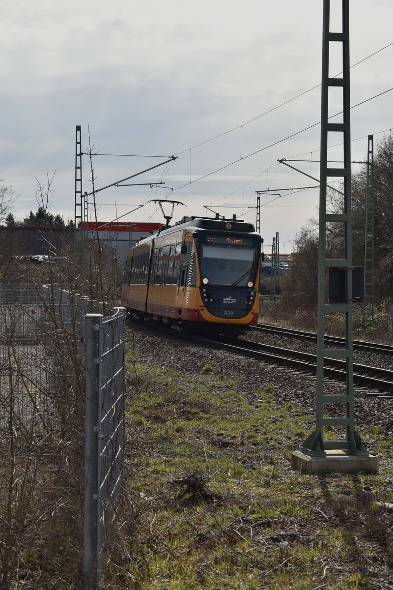 AVG 939 kommt als S41 nach Mosbach Baden in Gundelsheim eingefahren am 6.3.2019 