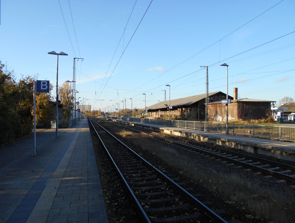 Bahnhof Anklam in nördlicher Richtung am 31.Oktober 2018.