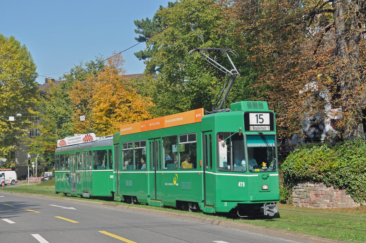 Be 4/4 479 zusammen mit dem B4S 1489, auf der Linie 15, fährt zur Haltestelle Grosspeterstrasse. Die Aufnahme stammt vom 27.09.2017.