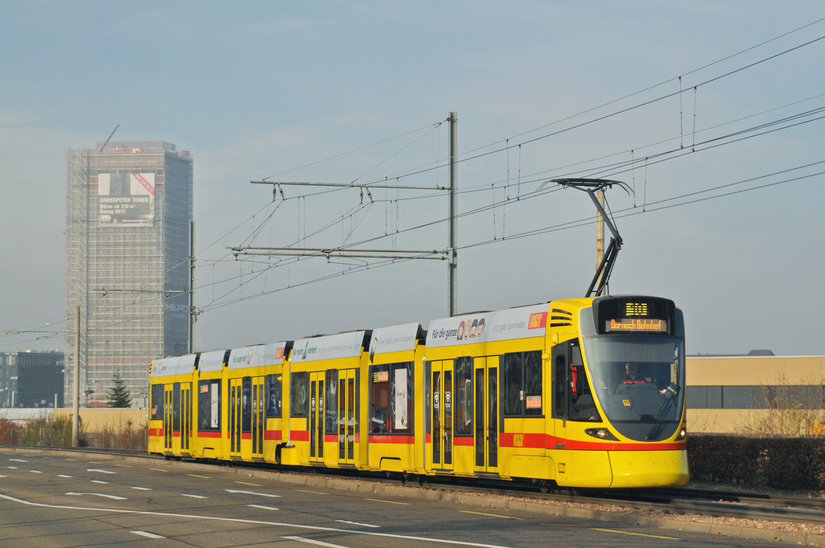 Be 6/10 Tango 174, auf der Linie 10, fährt zur Haltestelle M- Parc. Die Aufnahme stammt vom 30.11.2016.