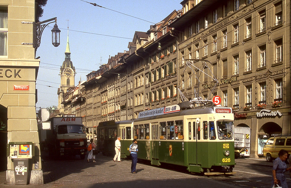 Bern 626 + 331, Bären Platz, 17.08.1987.
