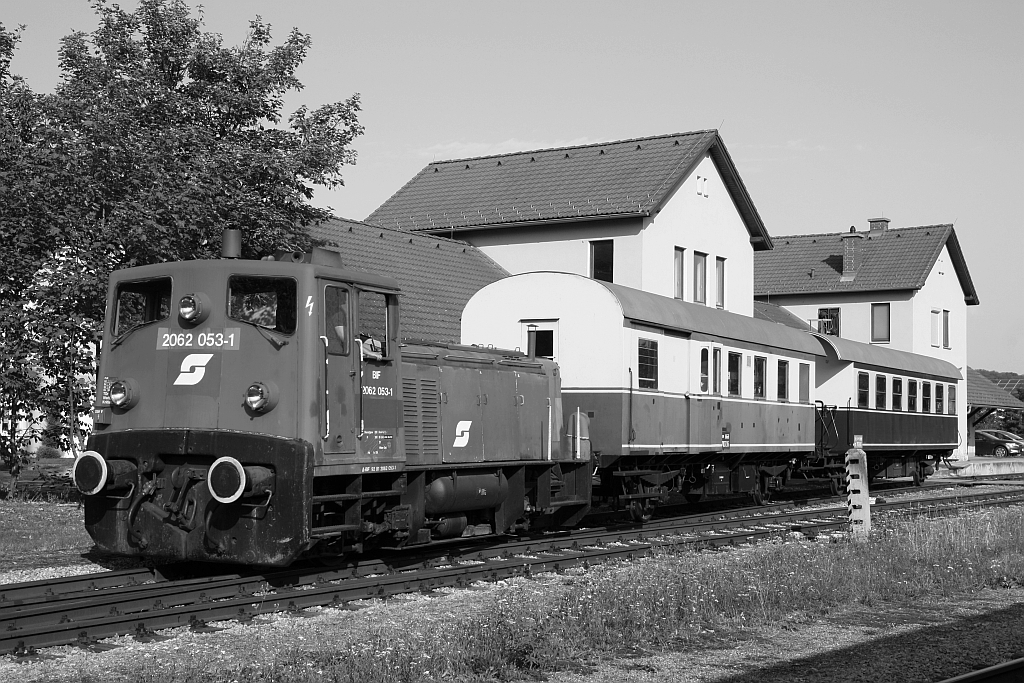 BIF 2062 053-1 am 27.August 2017 beim Verschub in Groß Schweinbarth.