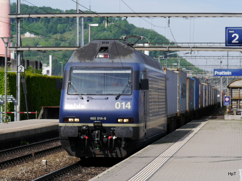 BLS - 465 014-9 mit Güterzug bei der durchfahrt im Bahnhof Prattelen am 05.05.2014