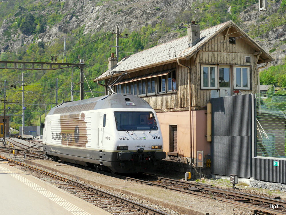 BLS - 465 016-4 im Bahnhofsareal von Brig am 26.04.2014