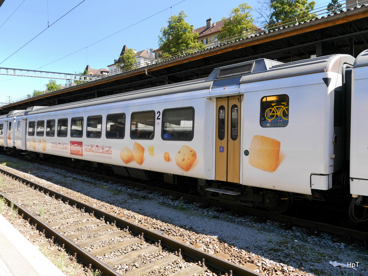 BLS - Personenwagen 2 Kl. B 50 85 29-34 009-5 in La Chaux de Fonds am 27.08.2016