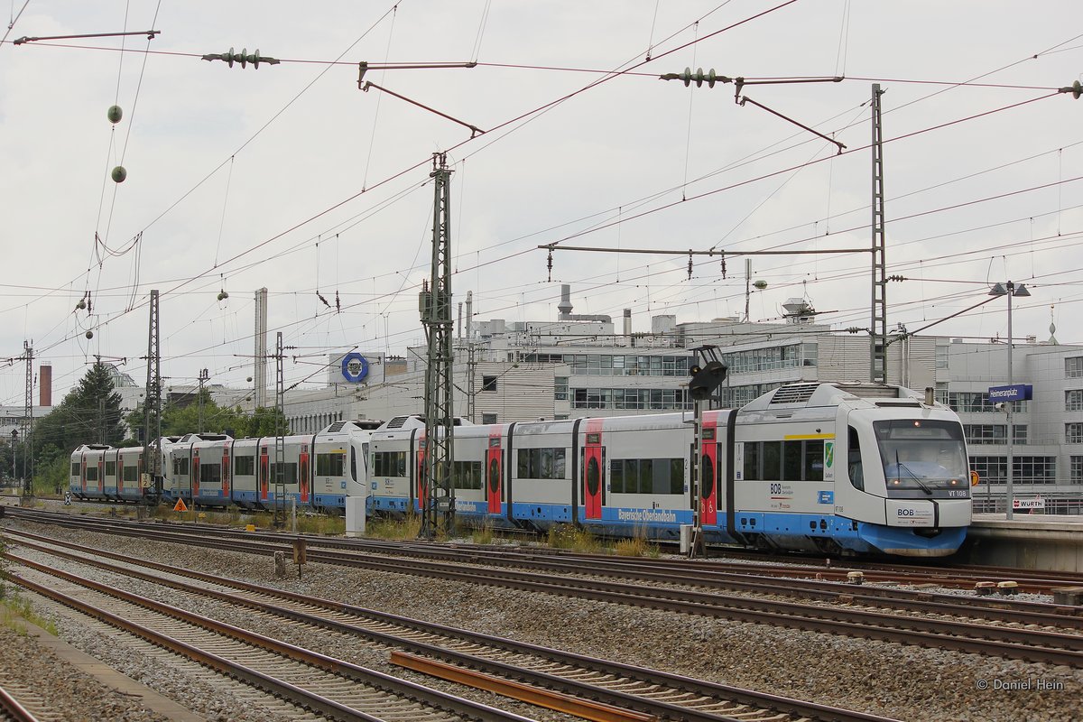 BOB VT 108 in München Heimeranplatz, am 28.07.2016.