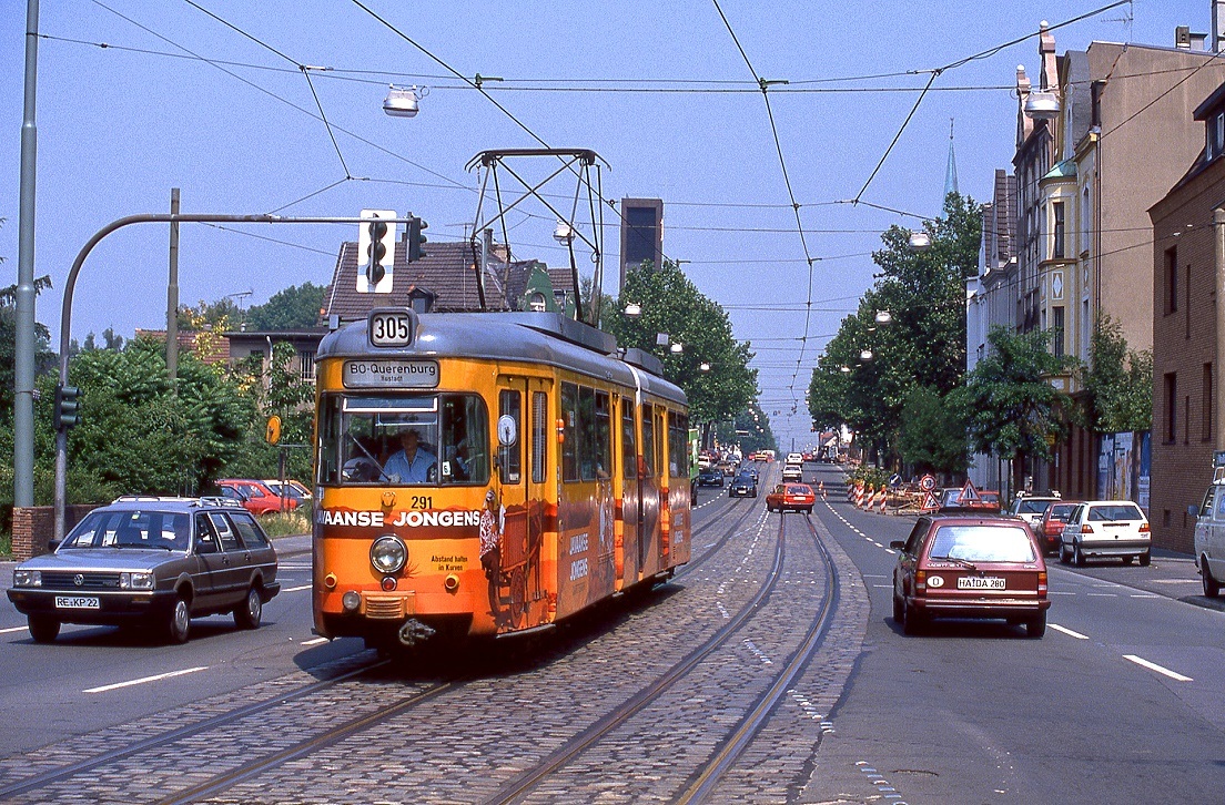 Bochum Tw 291 in der Herner Strae im Verlauf der heutigen U35, 05.07.1989.