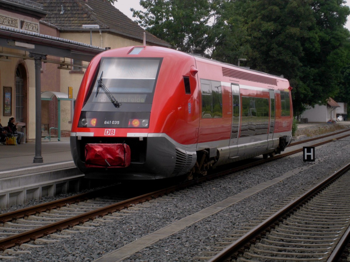 BR 0 641 als RB52 nach Leinefelde im Bahnhof Mühlhausen.(19.08.2015)
