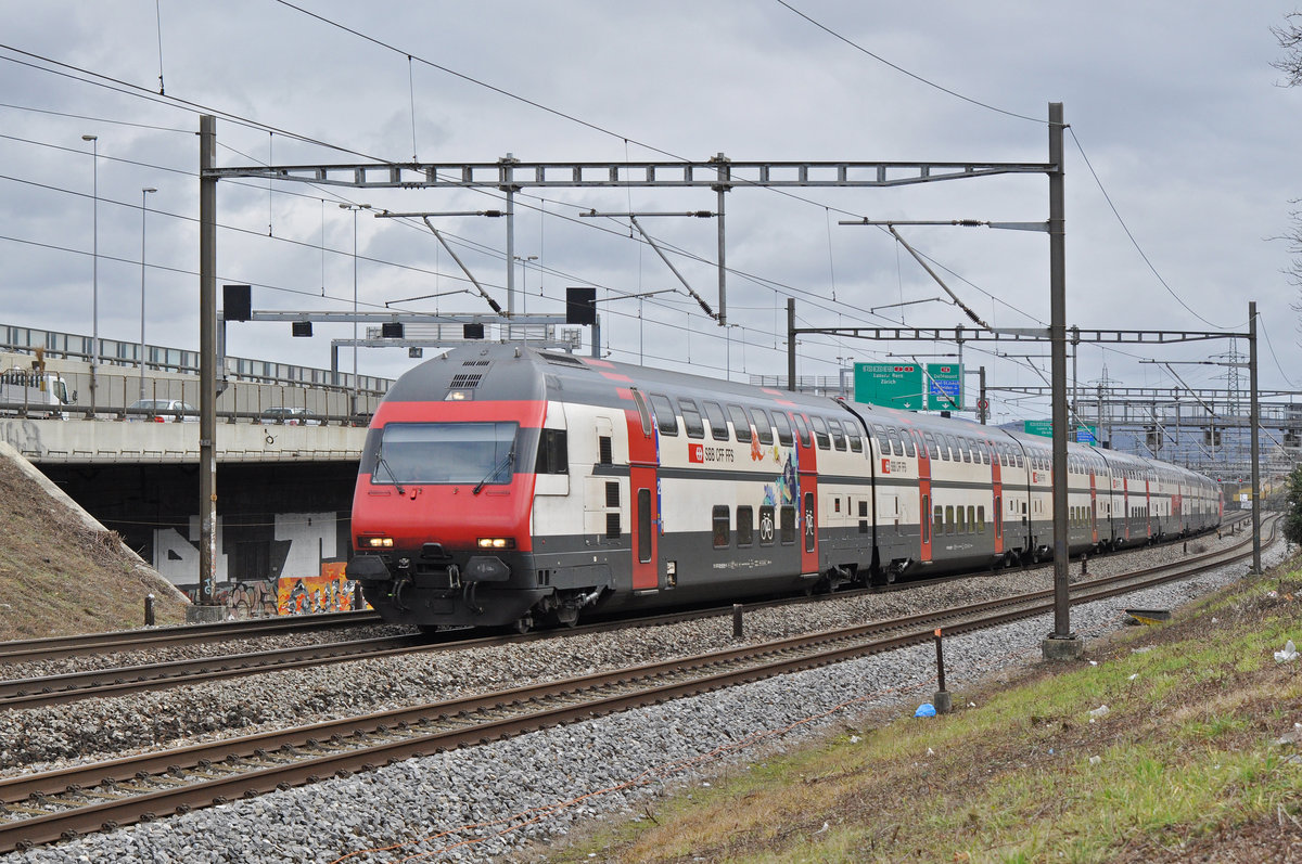 Bt 50 85 26-94 914-6 fährt Richtung Bahnhof SBB. Die Aufnahme stammt vom 28.12.2017.