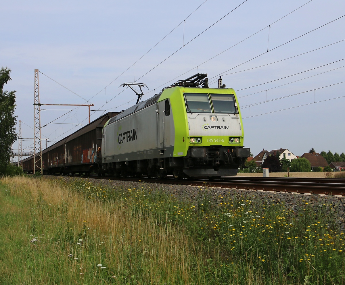 Captrain 185 543-6 mit H-Wagen Ganzzug in Fahrtrichtung Seelze. Aufgenommen in Dedensen-Gümmer am 24.07.2015.