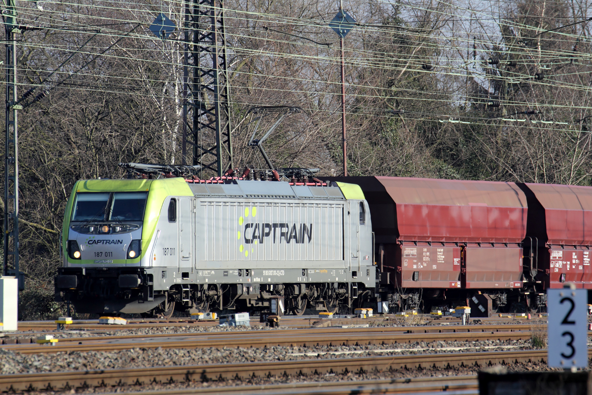 Captrain 187 011 in Oberhausen-West 22.2.2018