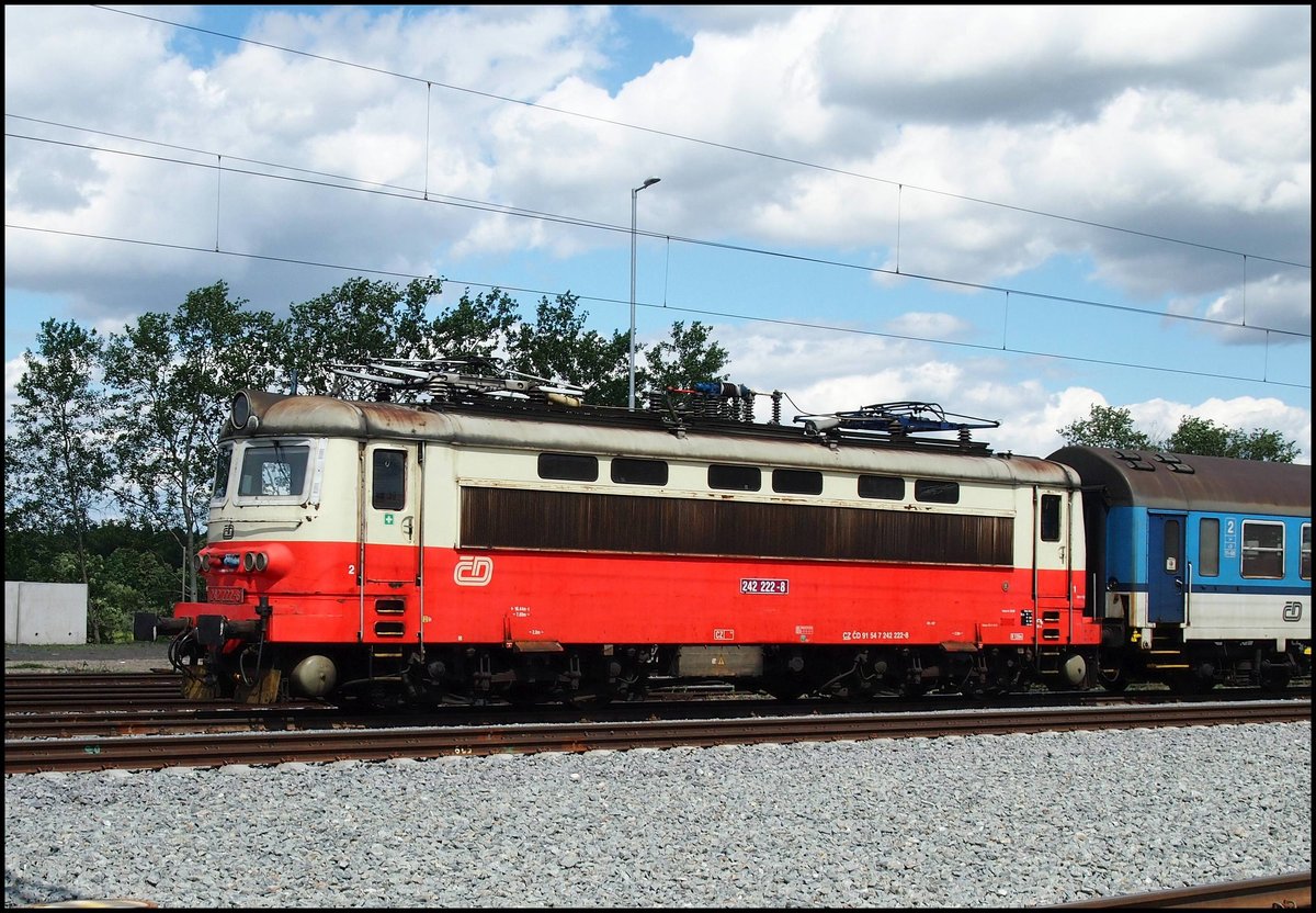 CD 242 222-8 in Bf. Horazdovice predmesti am 6.7.2016