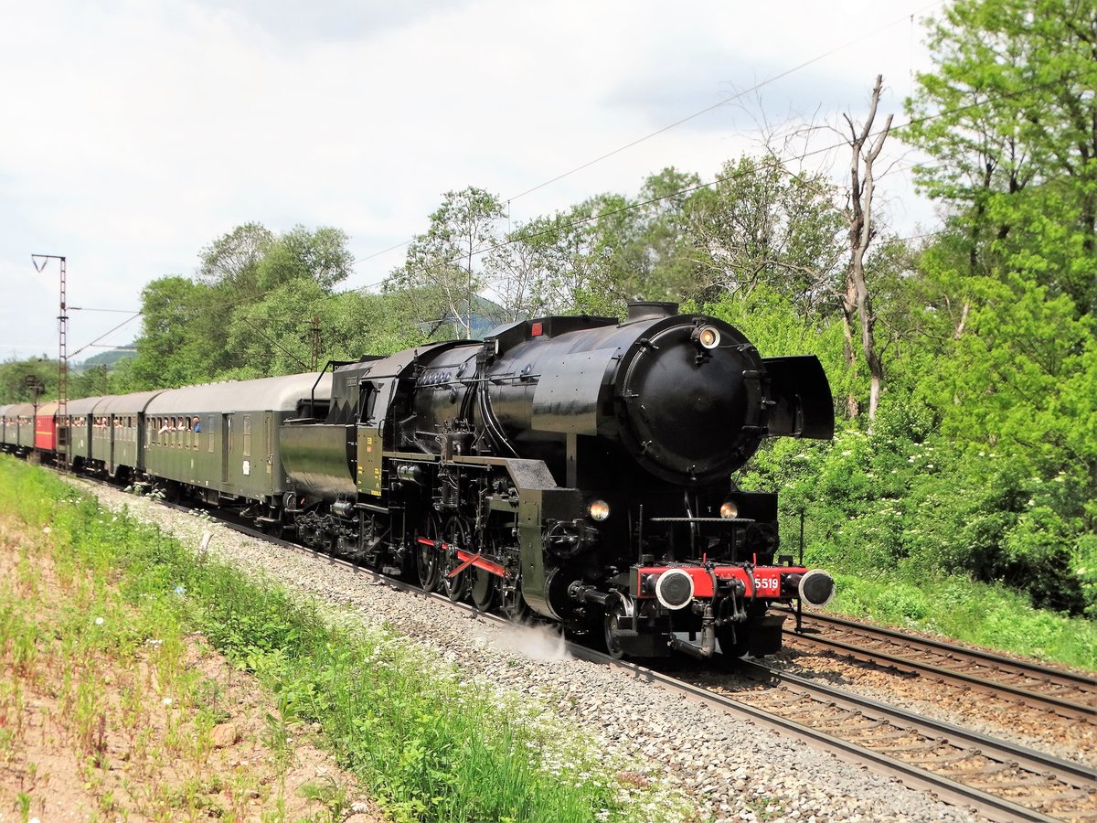 CFL 5519 auf der Spessartrampe am 25.05.17. Das Foto wurde von einen Gehweg aus fotografiert