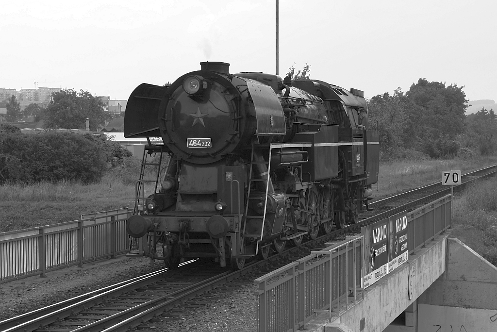 CSD 464 202 (CD 90 54 4642 002-8) am 08.September 2018 auf der Einfahrtsweiche des Bahnhof Uherske Hradiste.