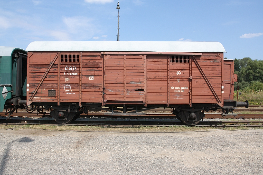 CSD Ztr 1-42408 am 04.August 2018 im Bahnhof Trebon.