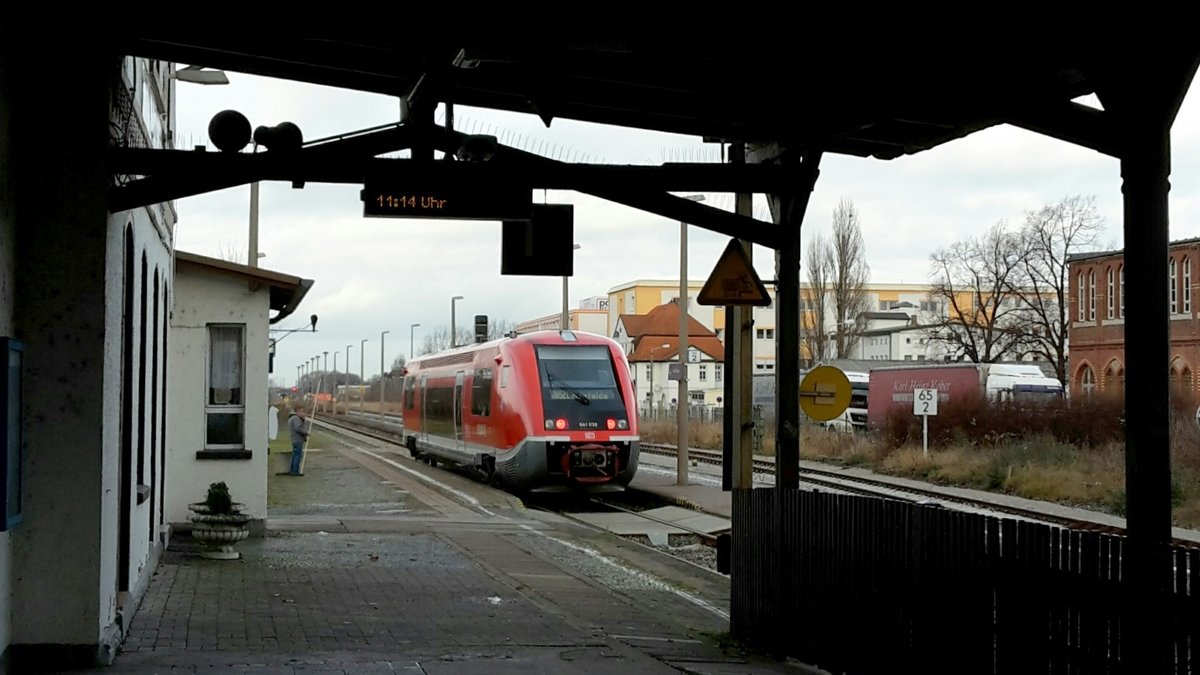 DB 641 036 als RB 16286 von Erfurt Hbf nach Leinefelde, am 06.01.2018 beim Halt in Erfurt Nord.