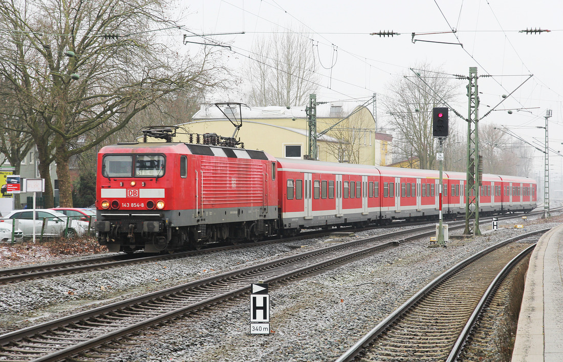 6 143 | Baureihe 143 | DR 243 Fotos - Bahnbilder.de
