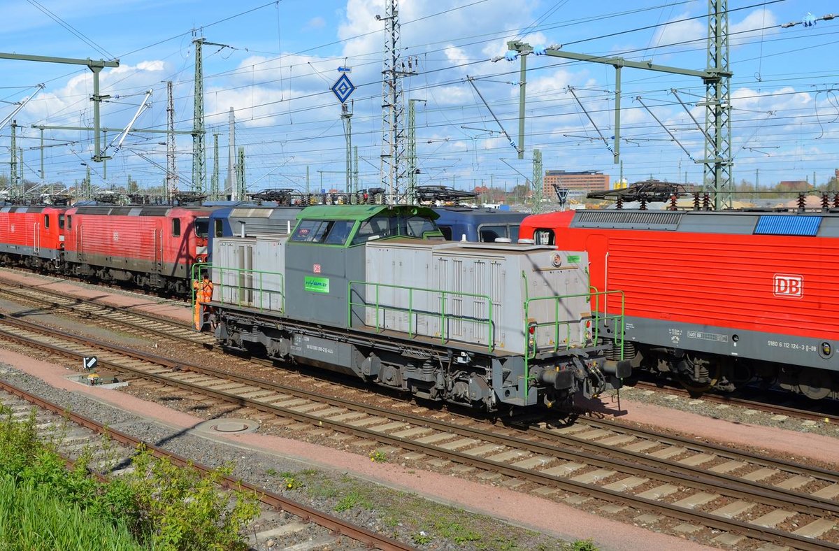 DB Regio Hybridlok 1001 009-2 / 90 80 1001 009-2 D-ALS in Halle (Saale) 25.04.2016
