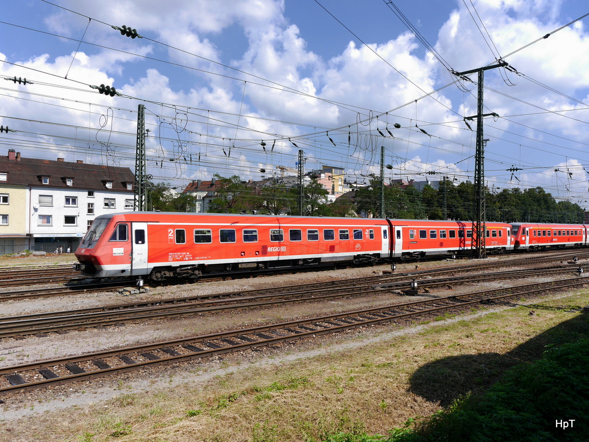 DB - VT 611 032-2 + Vt 611 ???? beim verlassen des Bahnhof Singen am 02.08.2015 
