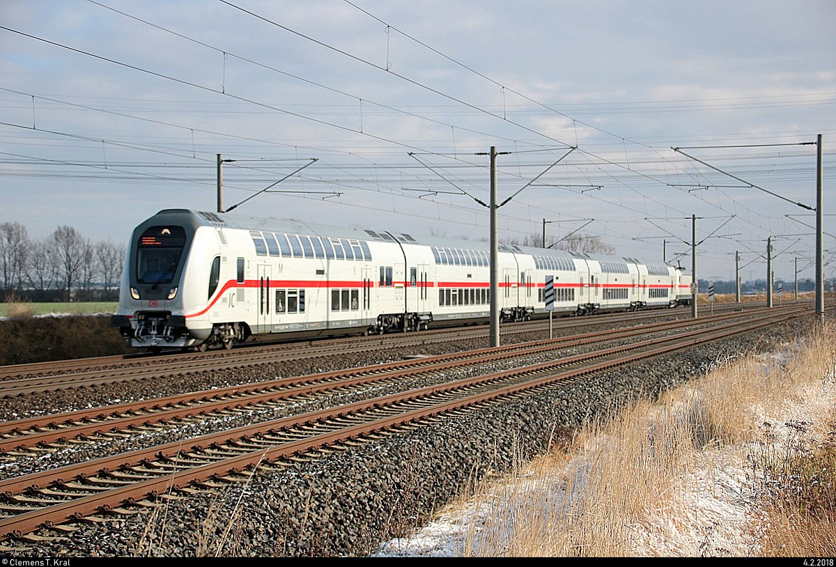 DBpbzfa 668.2 mit Schublok 146 574-9 DB als IC 2038 (Linie 56) von Leipzig Hbf nach Emden Hbf fährt bei Benndorf auf der Bahnstrecke Magdeburg–Leipzig (KBS 340). Bild durchlief die Selbstfreischaltung. [4.2.2018 | 11:57 Uhr]