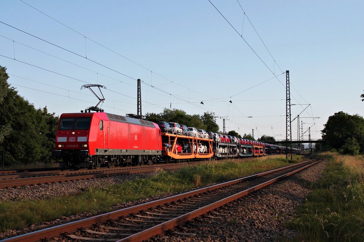 DBSC 145 048-5 mit einem Autozug nach Offenburg/Lahr (Schwarzw) in der Abendsonne vom 06.06.2014 in Orschweier.